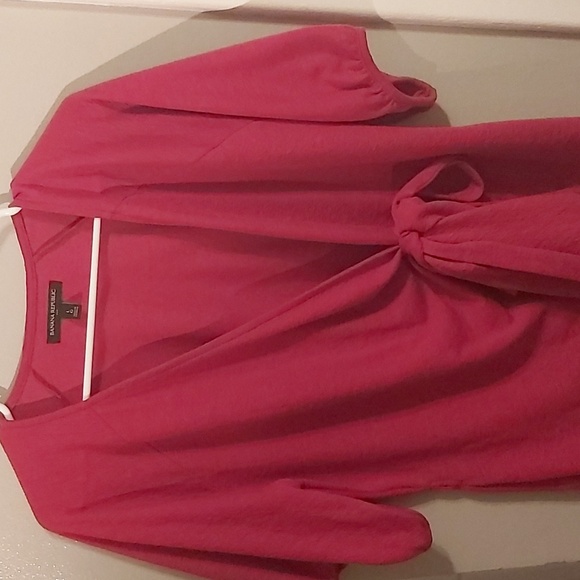 BANANA REPUBLIC top - Picture 2 of 8